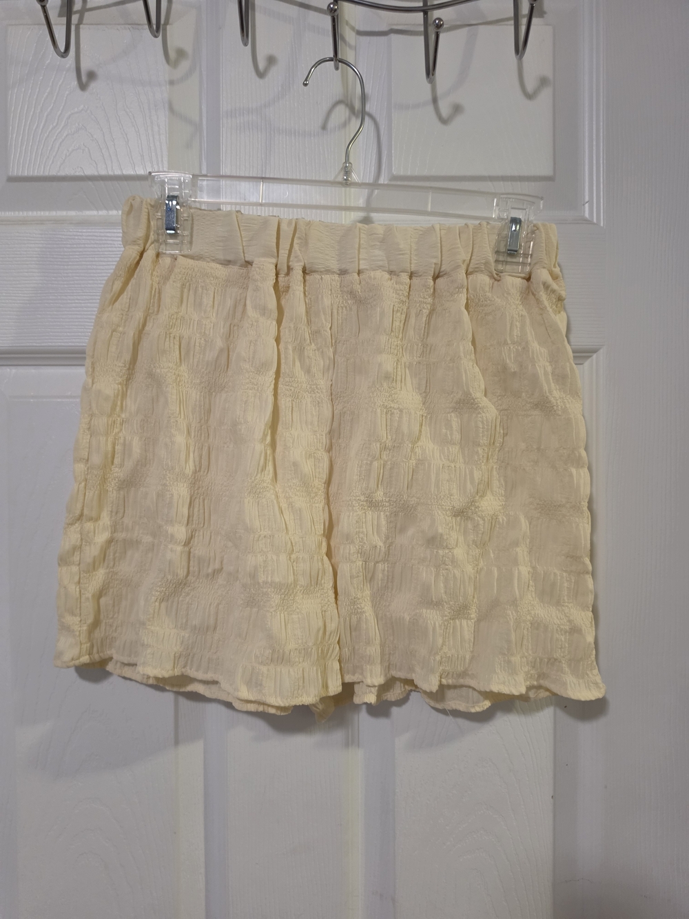 Nordstrom Cream Textured Elastic Waist Shorts Size XS
